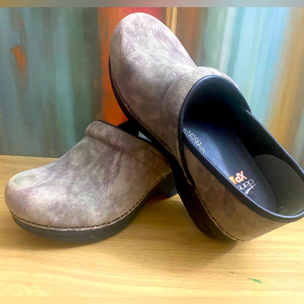 Dansko XP 20 shoe Almost brand new
